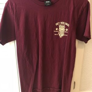 Obey T-shirt burgundy small